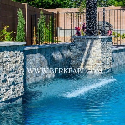 نازل پرده آب